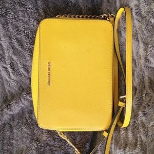 Michael Kors Crossbody Bag